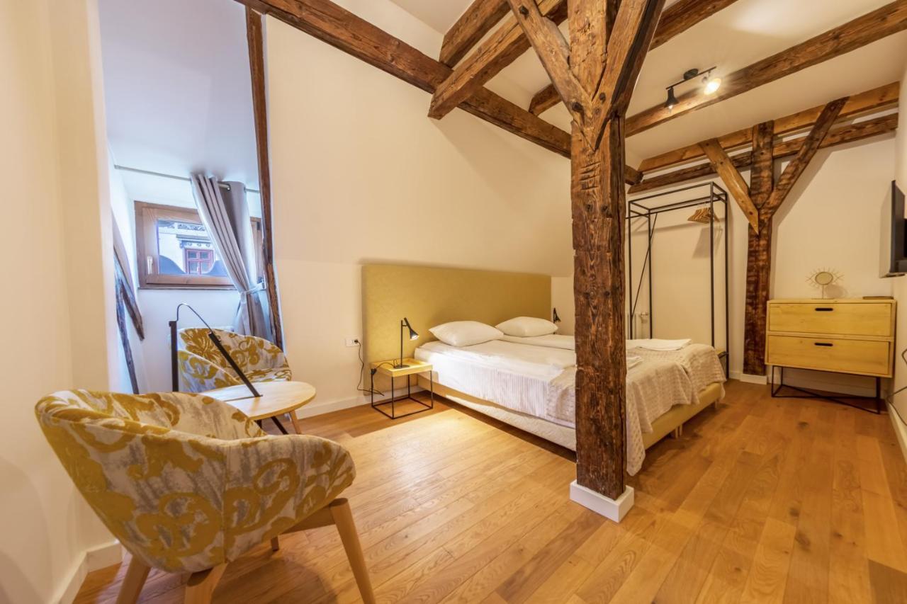 Rossmarkt Haus Braşov Eksteriør bilde